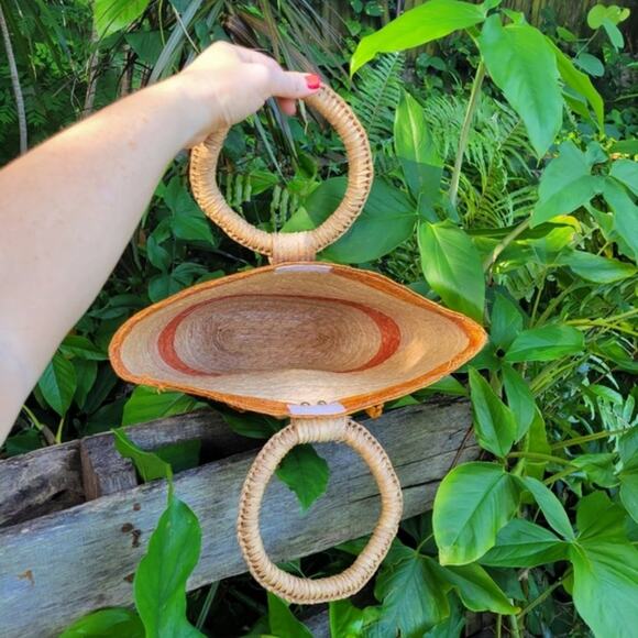 Flower Accent Straw Woven Wicker Bag Boho Beach Vacation Summer - Picture 4 of 9